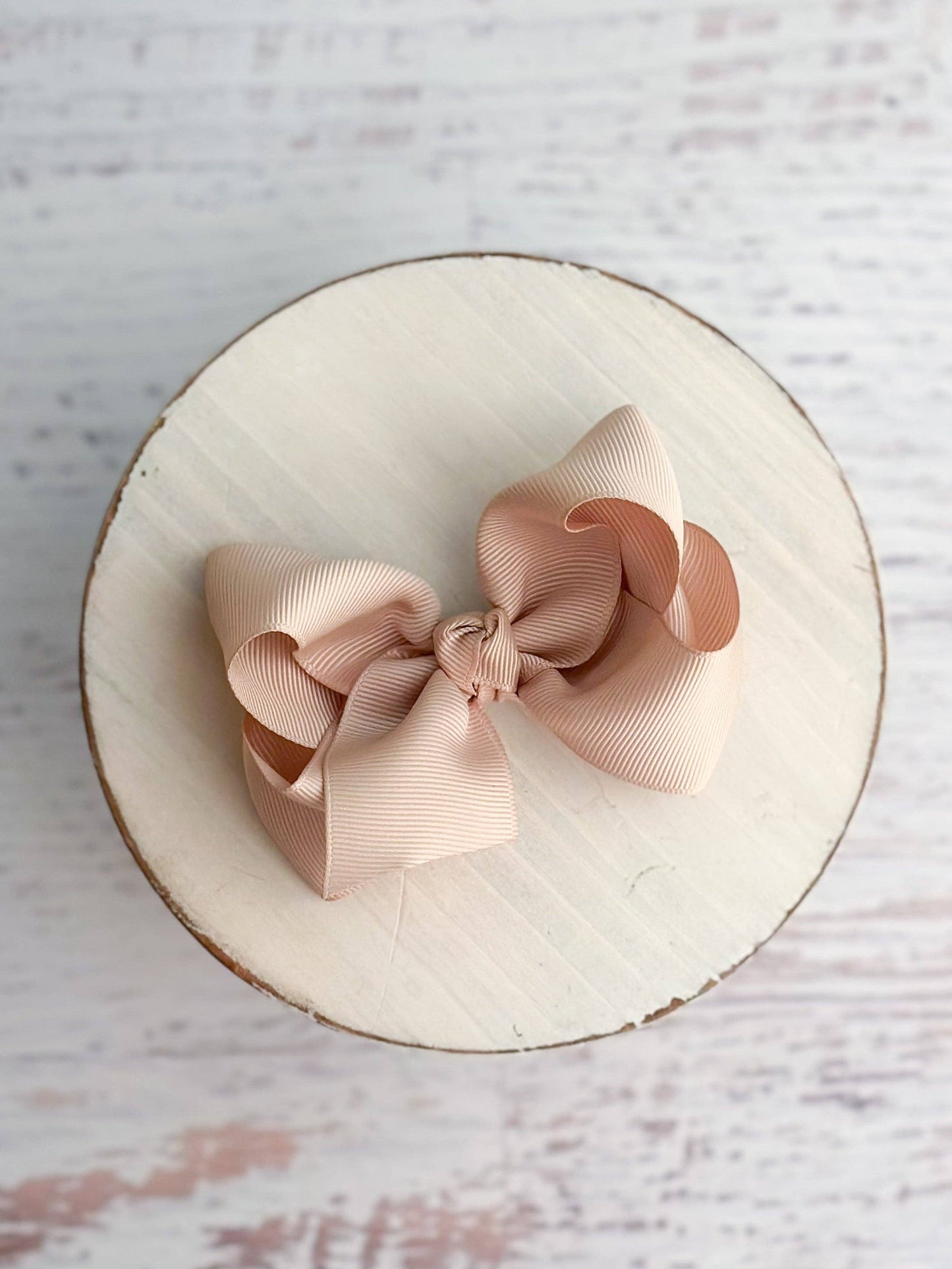 Essential Grosgrain Hair Bow - Alligator Clip - 4": Oatmeal