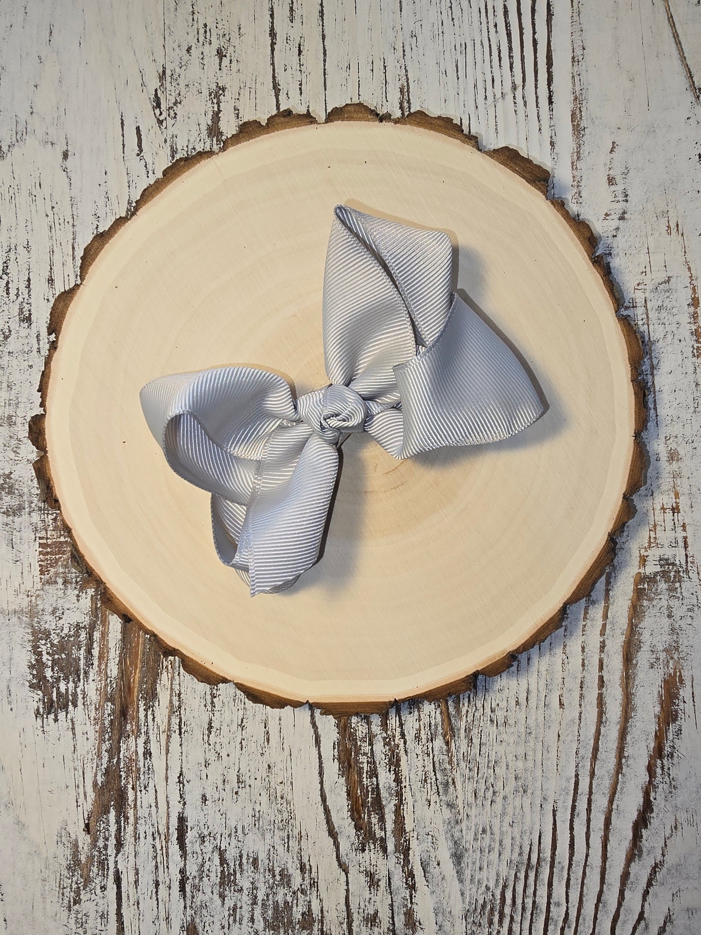 Essential Grosgrain Hair Bow - Alligator Clip - 4": Silver