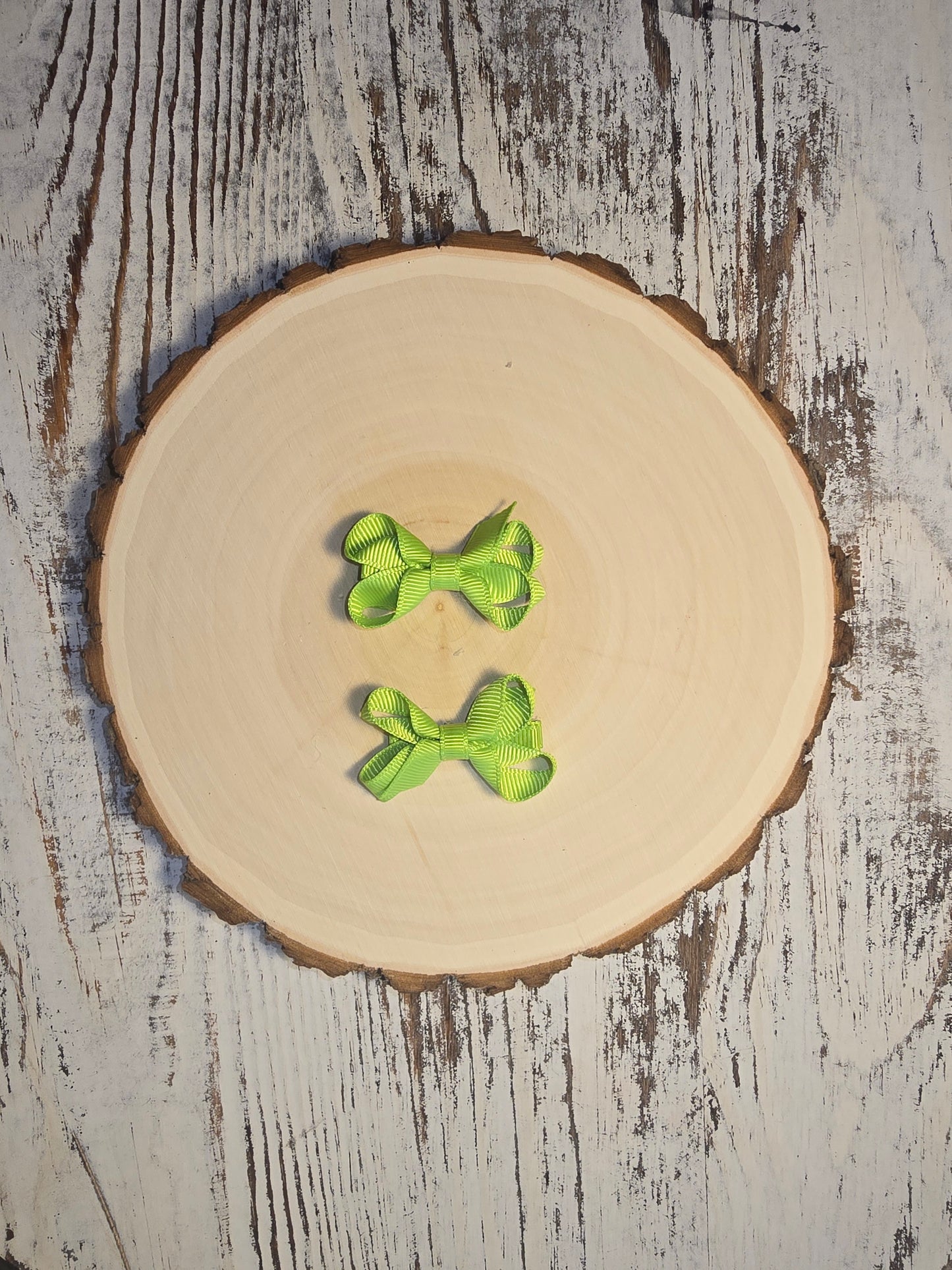 Baby Bow- Bright Green
